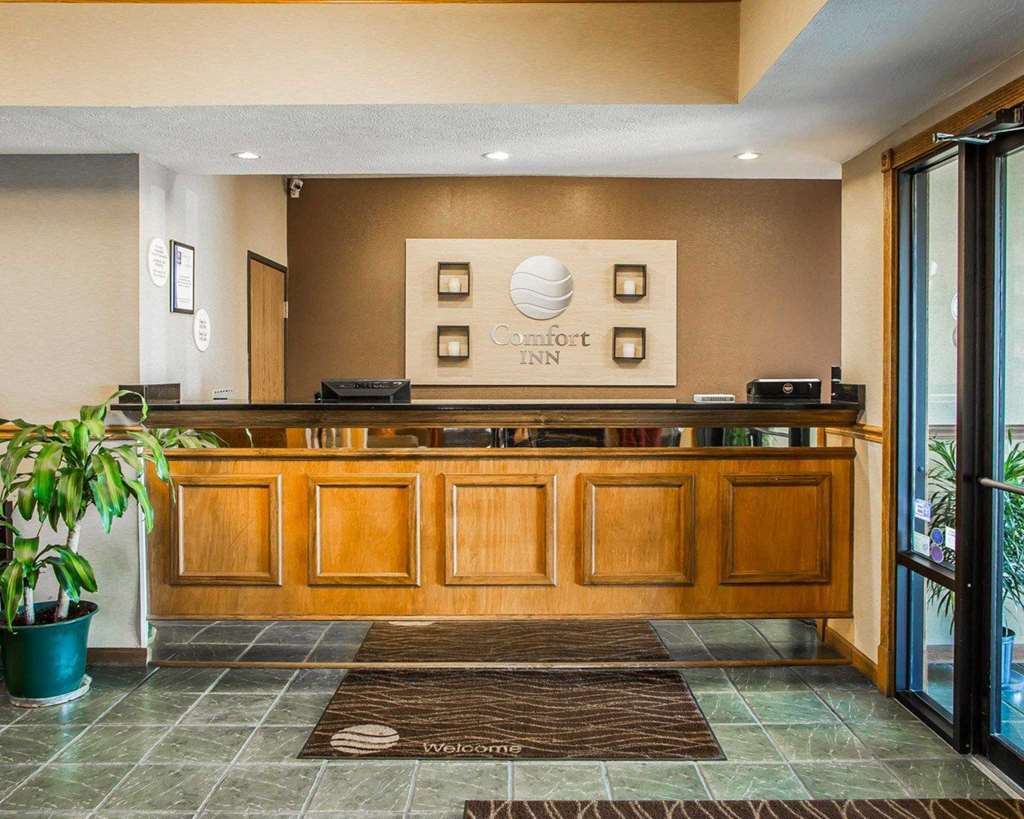 Quality Inn Greenville North Интерьер фото