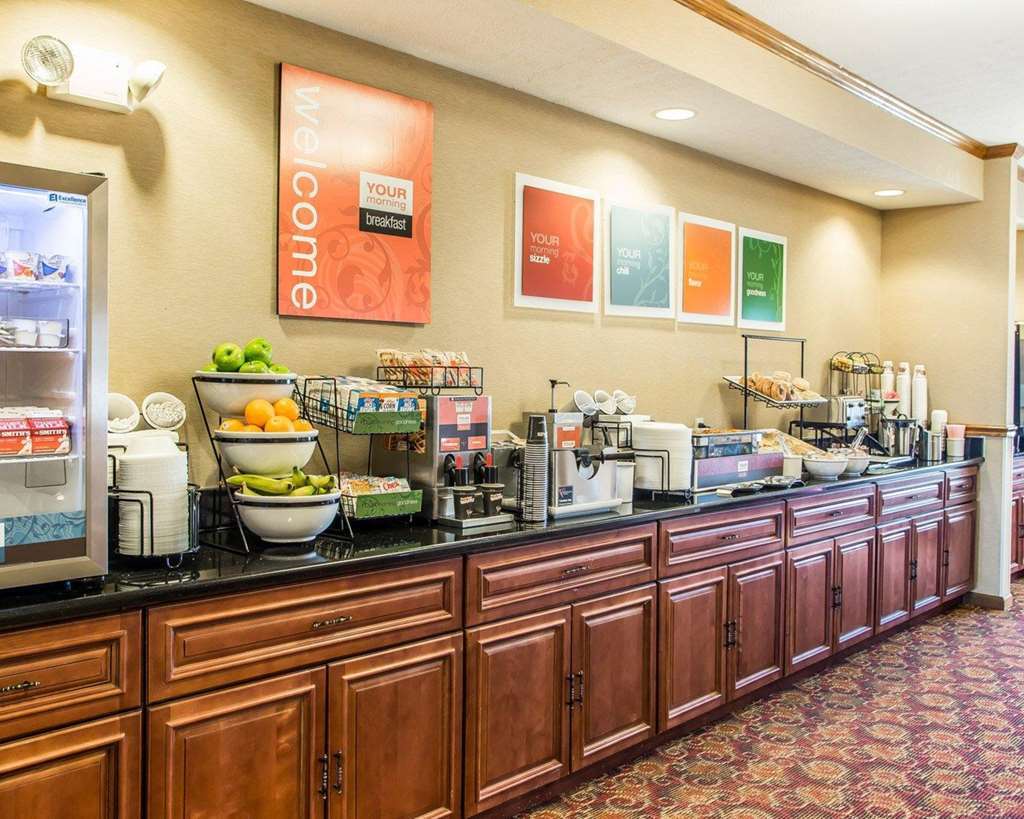 Quality Inn Greenville North Ресторан фото